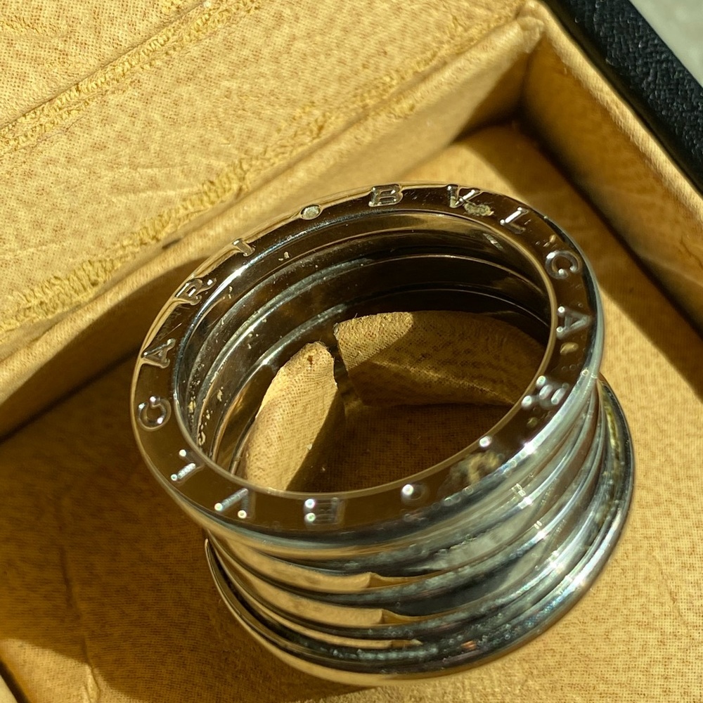 FABULOUS BULGARI 18KT WHITE GOLD B.ZERO1 RING - Picture 11 of 14